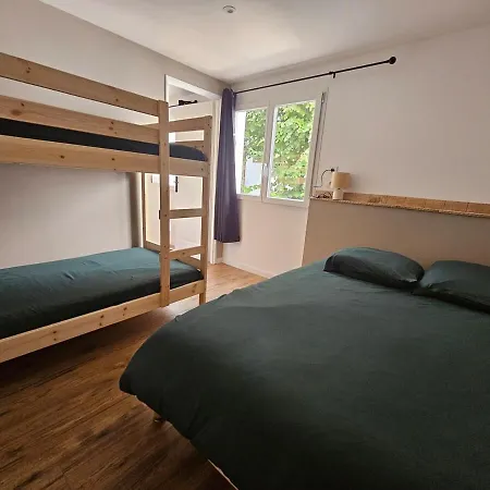 Apartment T2 Climatise A 50m Du Port Et De La *